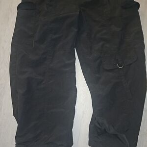 No Boundaries Women's Black Cargo Pants